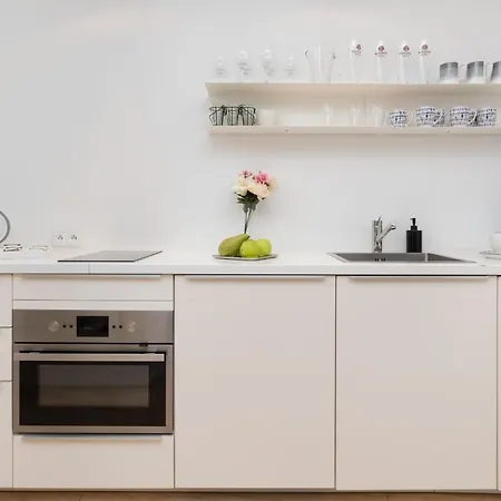 Апартаменты Stylish Studio In Modern Design - Tartaczna 2 By Rent Like Гданьск